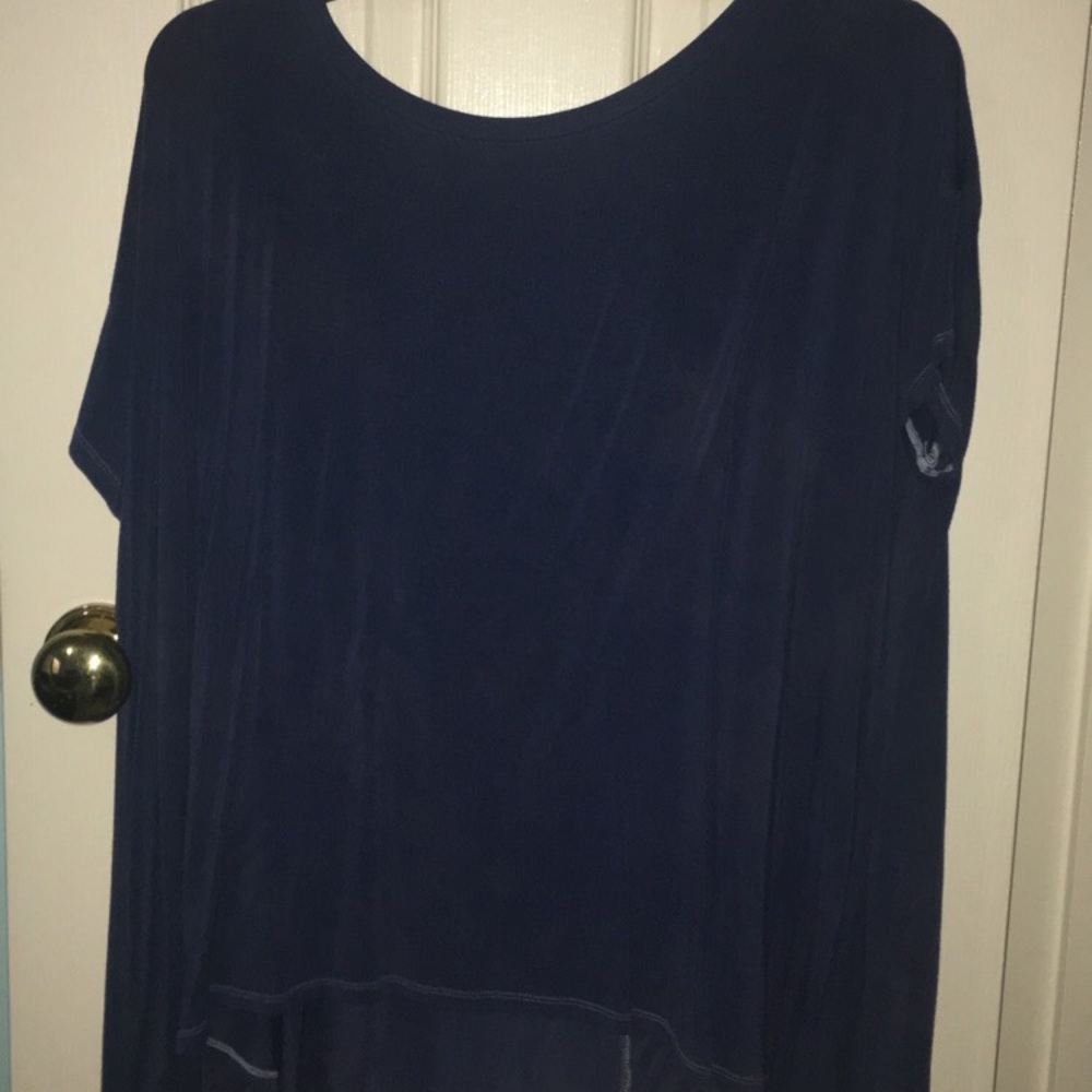 American Eagle Navy blue top